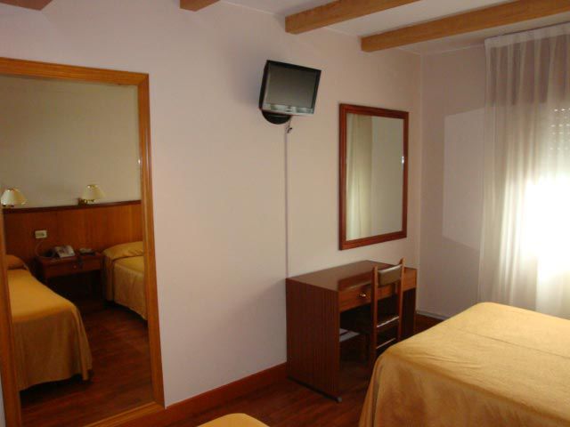 Hostal Casa Juana Ла-Корунья Номер фото